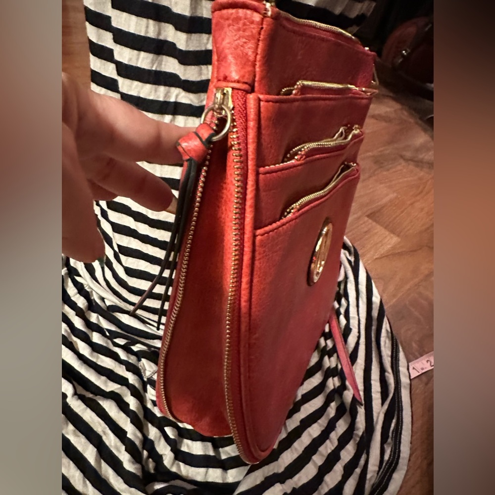 Mia Farrow purse - Picture 7 of 13